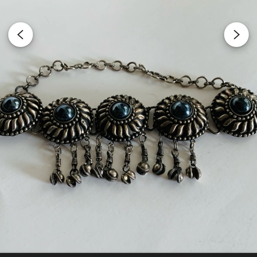 Vintage Chocker Necklace Southwest Style Silver-tone with Black Stone Center - Picture 9 of 9